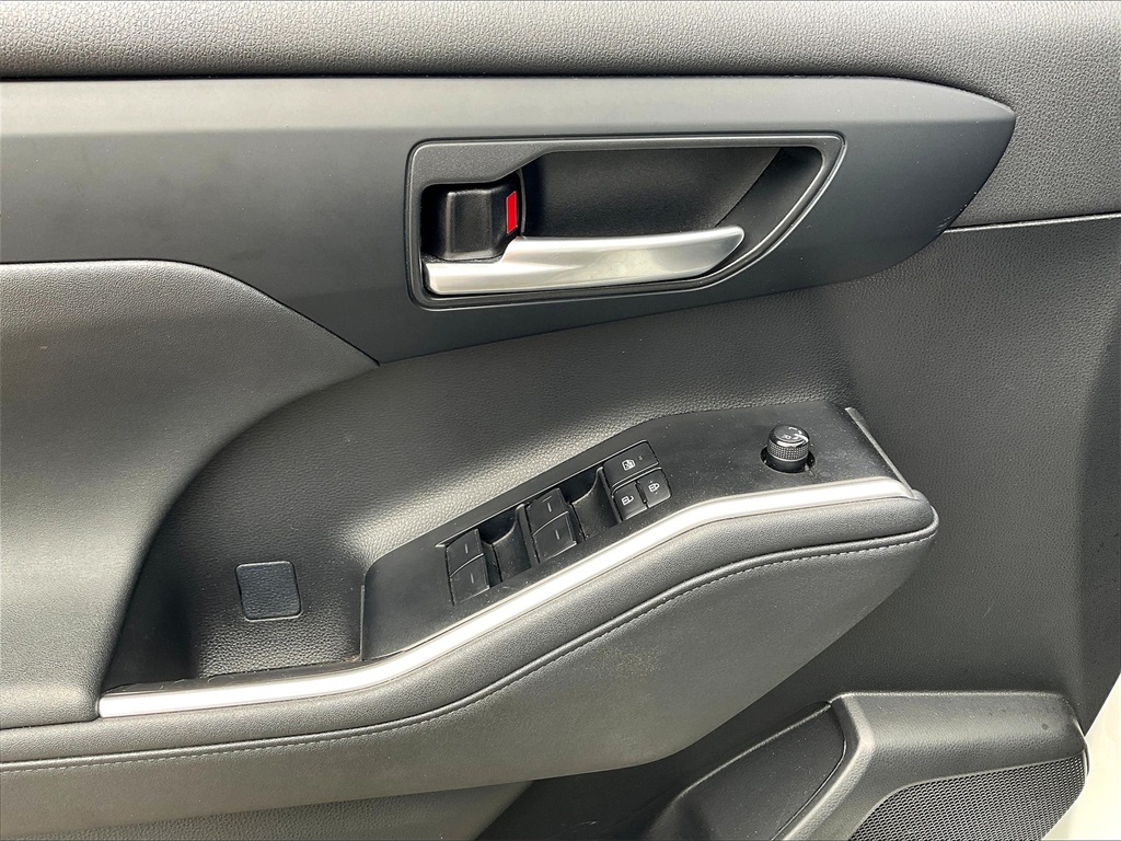 2023 Toyota Highlander XSE photo 36