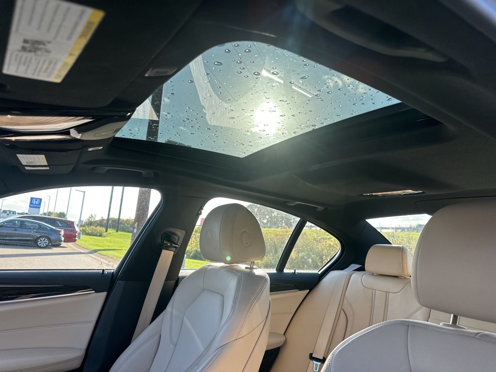 2018 Bmw 530e xDrive Sedan photo 4