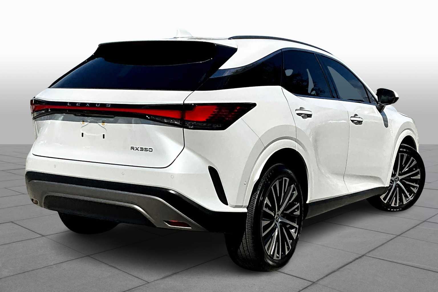 2024 Lexus RX Premium photo 11