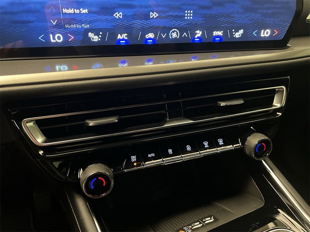 2026 Chevrolet Traverse photo 17