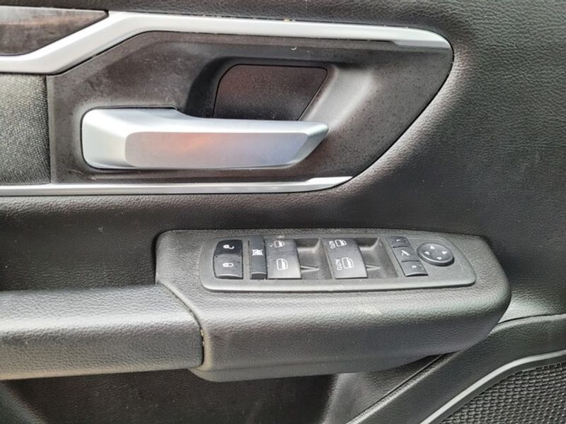 2022 Ram 1500 Lone Star photo 24