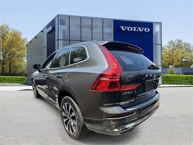 2023 Volvo XC60 B5 Plus photo 4