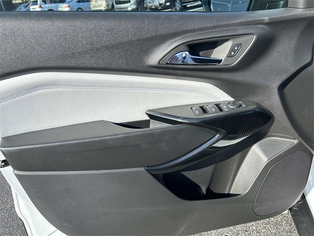 2026 Chevrolet Trax LT photo 18