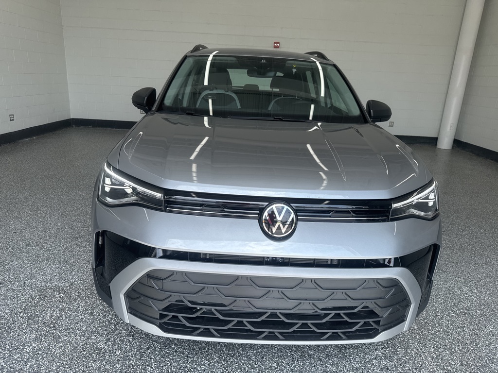 2025 Volkswagen Taos S photo 6