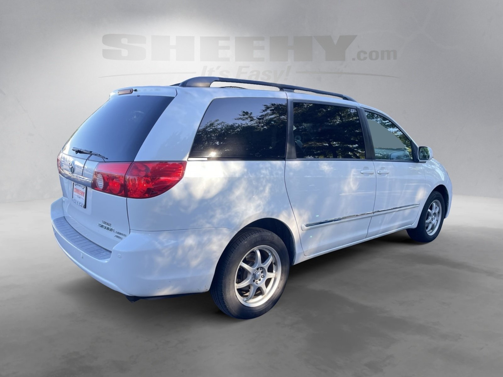 2008 Toyota Sienna XLE photo 10