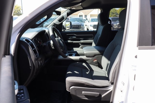 2025 Ram 1500 Big Horn photo 8