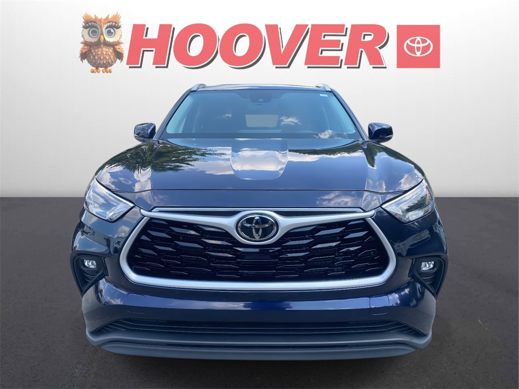 2023 Toyota Highlander XLE photo 6