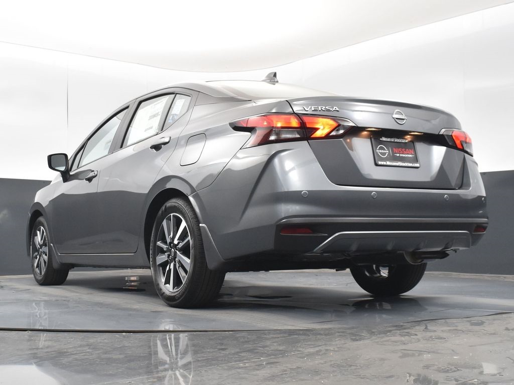 2025 Nissan Versa 1.6 SV photo 38