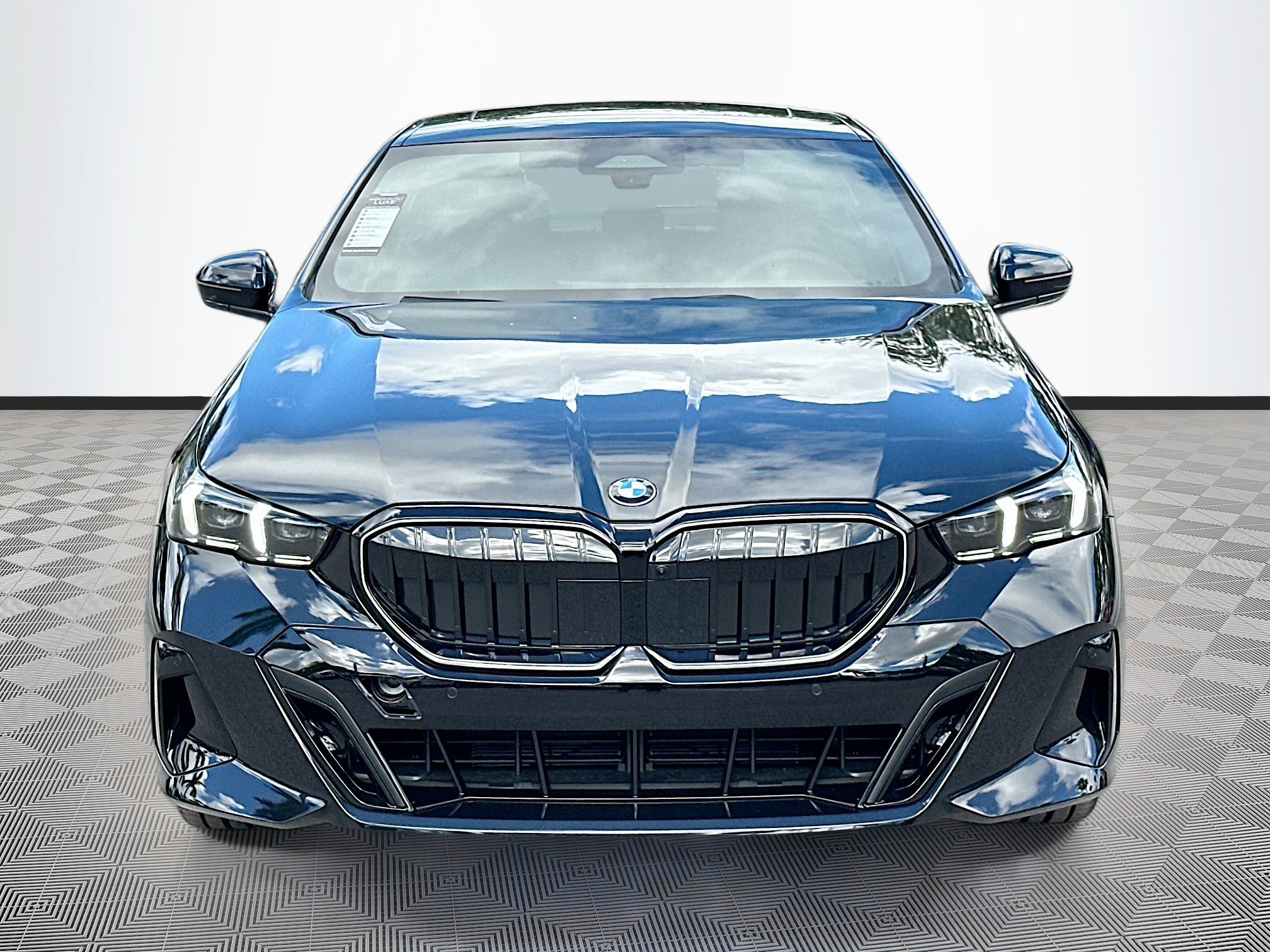 2026 Bmw 530i photo 2