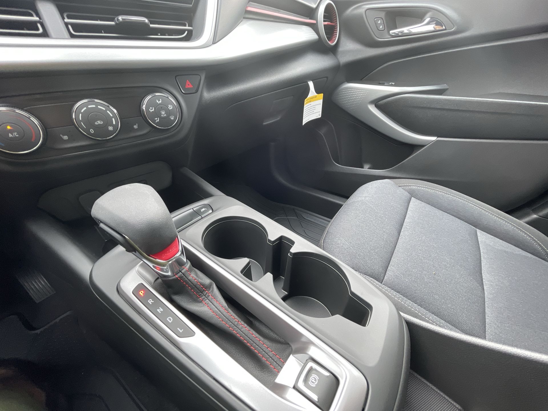2025 Chevrolet Trax photo 45