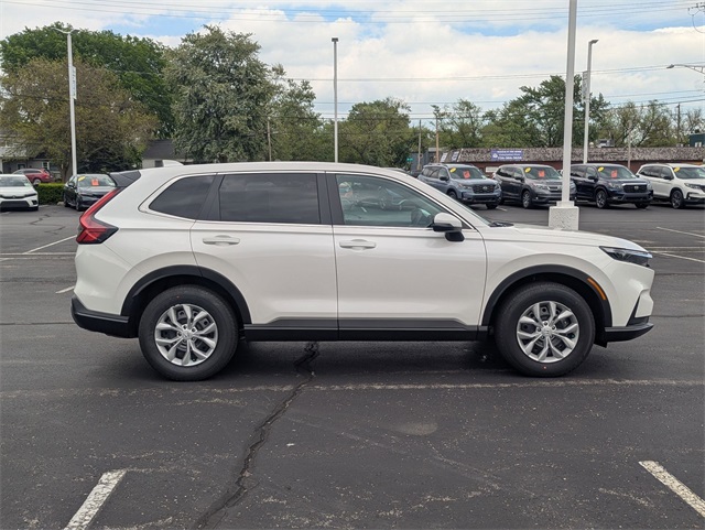 2025 Honda CR-V LX photo 5