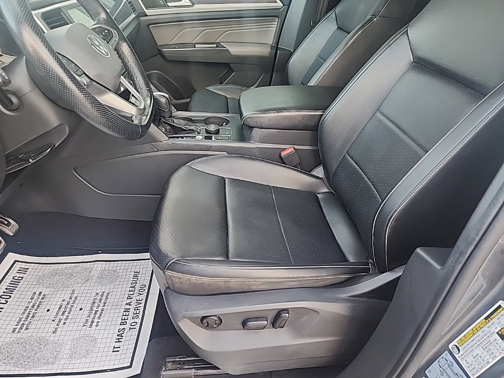 2021 Volkswagen Atlas V6 SE Technology R-Line photo 14