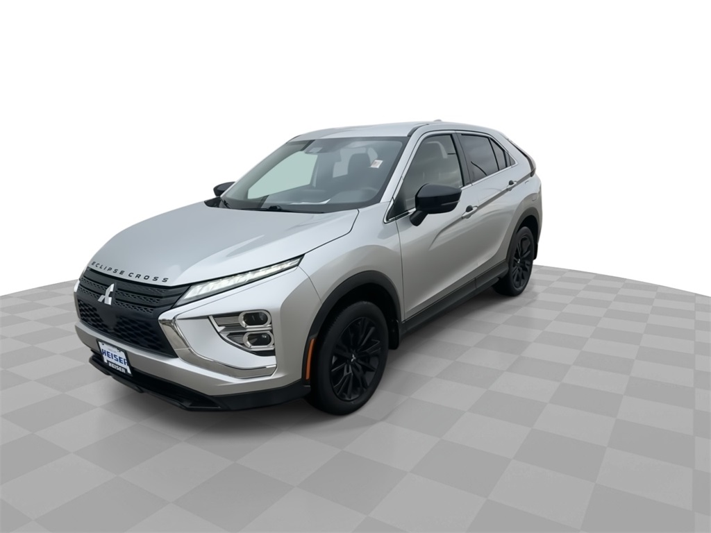 2023 Mitsubishi Eclipse Cross LE photo 4