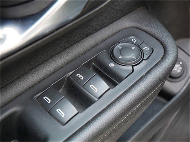 2022 Gmc Terrain SLE photo 17