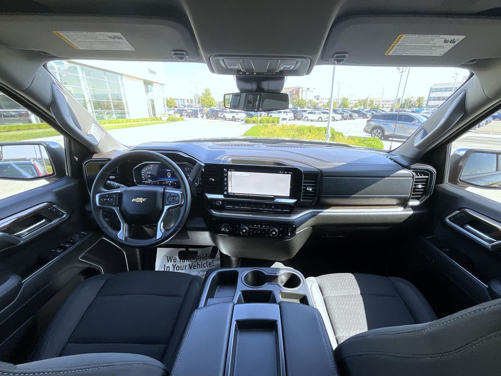 2024 Chevrolet Silverado 1500 LT photo 11