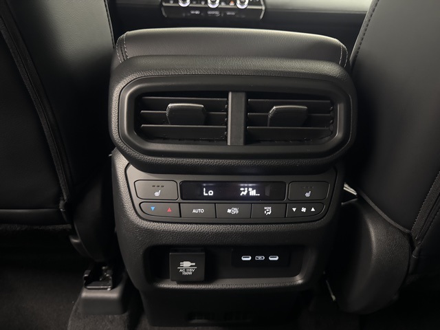 2025 Honda Pilot Elite photo 21