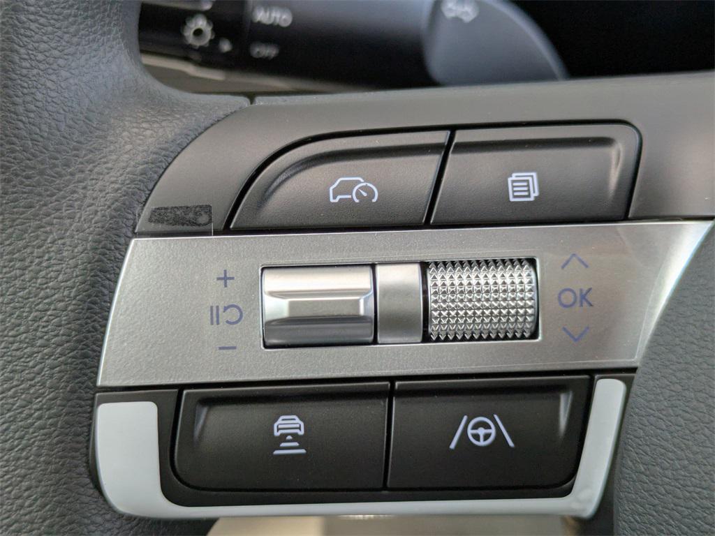 2025 Hyundai Tucson SE photo 20