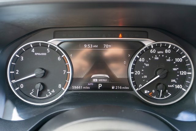 2022 Nissan Rogue SV photo 13