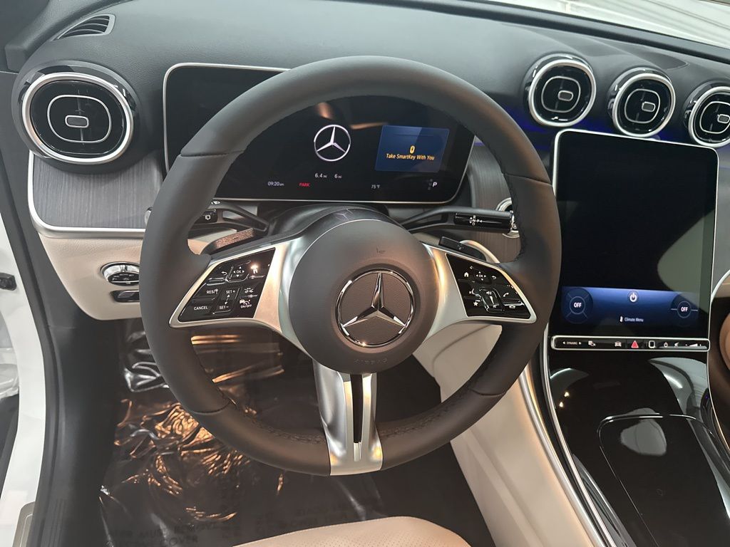 2026 Mercedes Benz GLC 300 photo 7