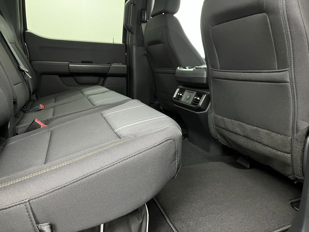2025 Ford F-150 STX photo 14