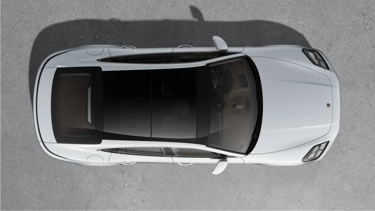 2026 Porsche Panamera 4 E-Hybrid photo 4