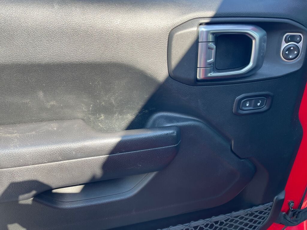2018 Jeep Wrangler Unlimited Sport S photo 10