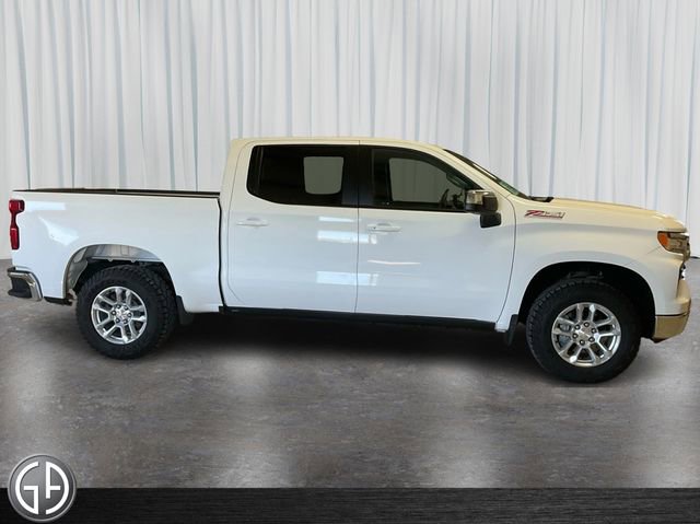 2024 Chevrolet Silverado 1500 LT photo 4