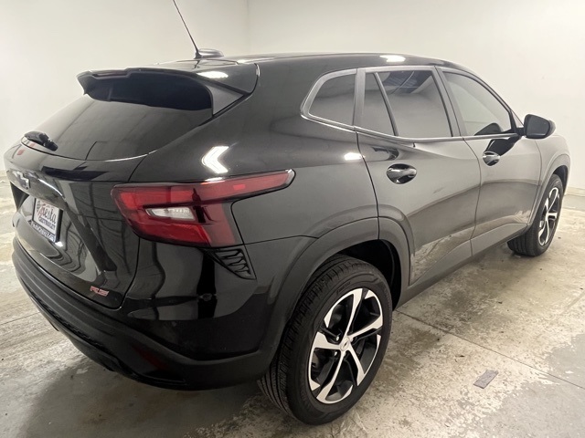 2025 Chevrolet Trax photo 10