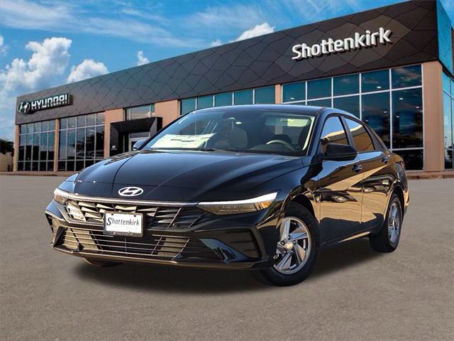 2026 Hyundai Elantra SE's photo