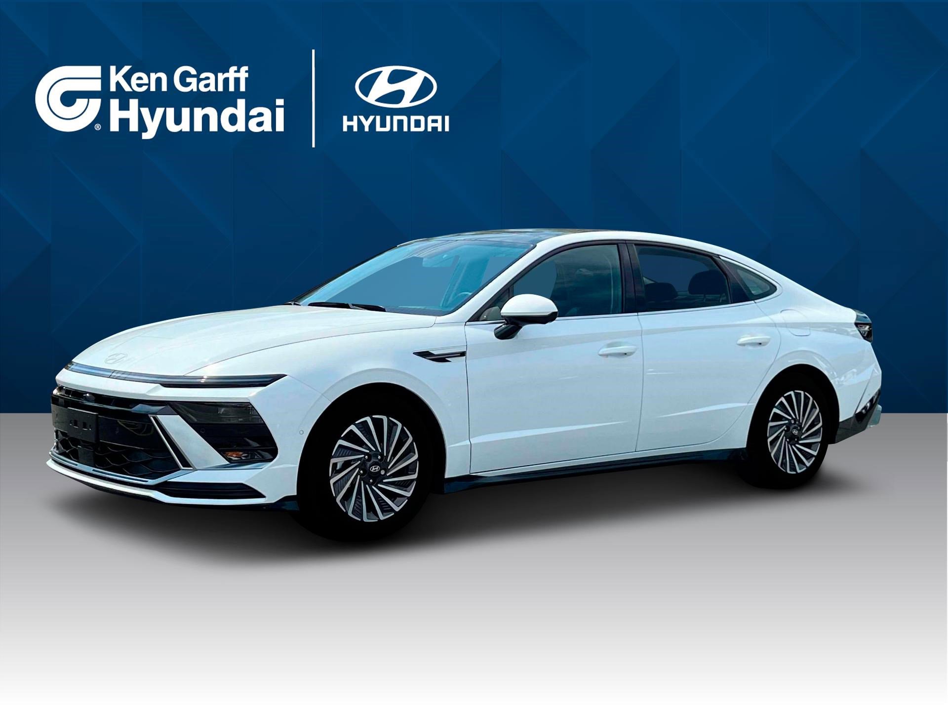 2025 Hyundai Sonata Hybrid Limited photo 2