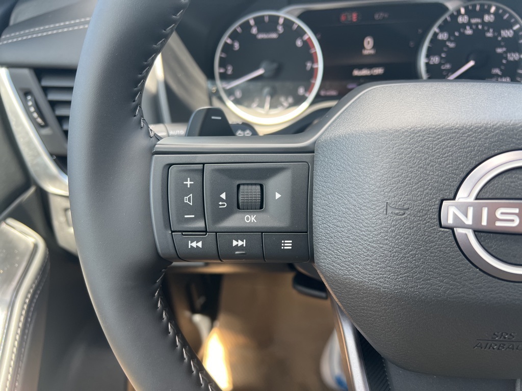 2026 Nissan Rogue SV photo 20