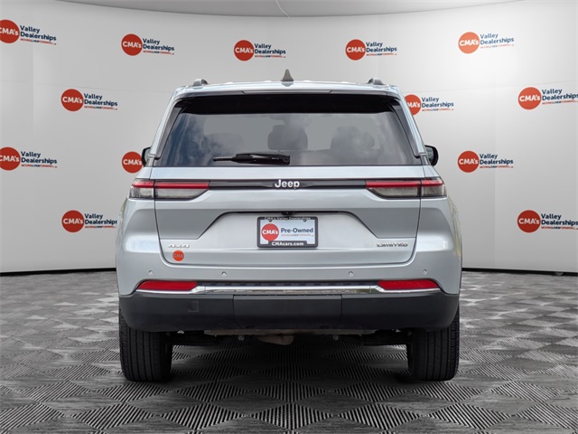 2023 Jeep Grand Cherokee Limited photo 3