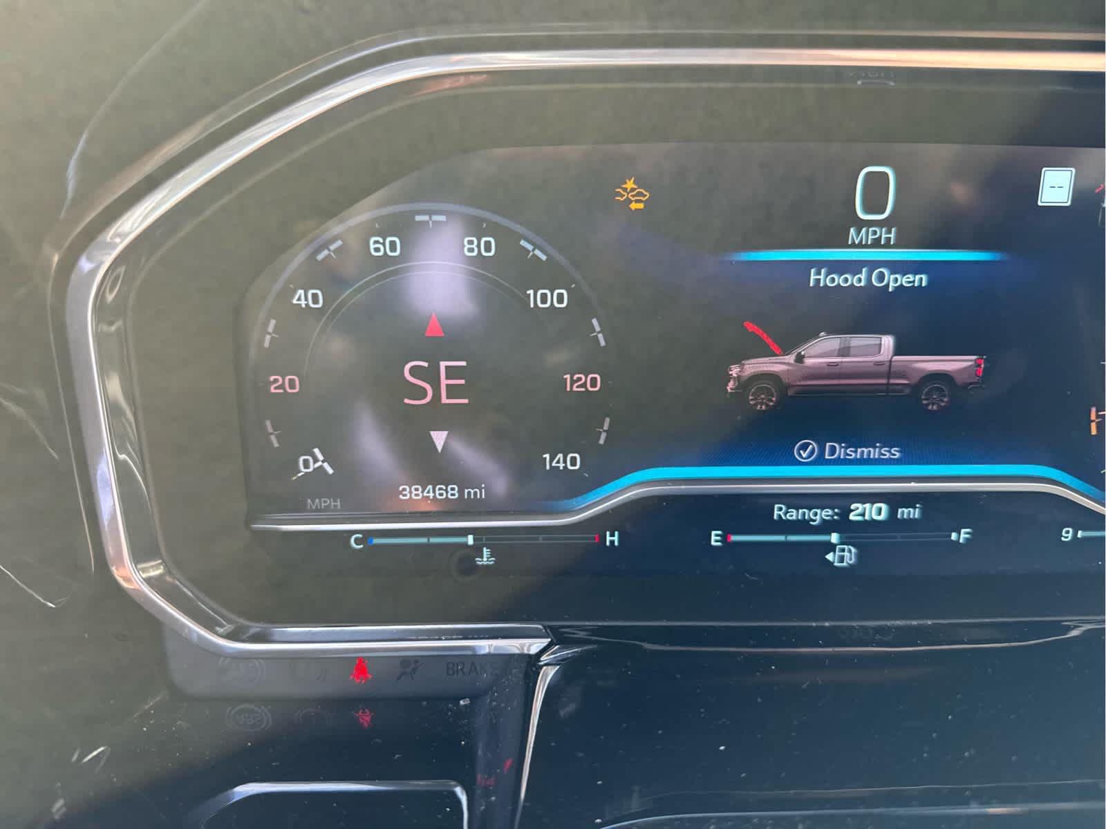 2022 Chevrolet Silverado LT photo 5