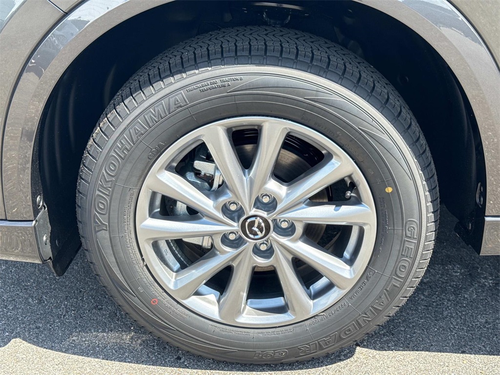 2025 Mazda CX-5 2.5 S Preferred photo 3