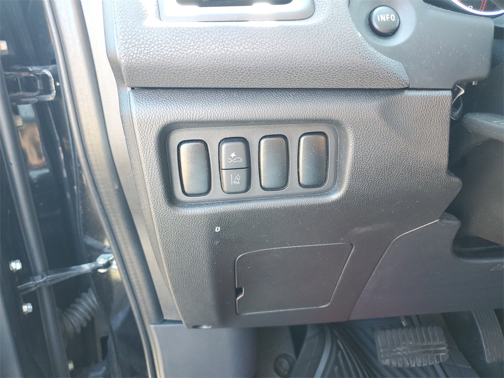 2021 Mitsubishi Outlander Sport ES photo 15