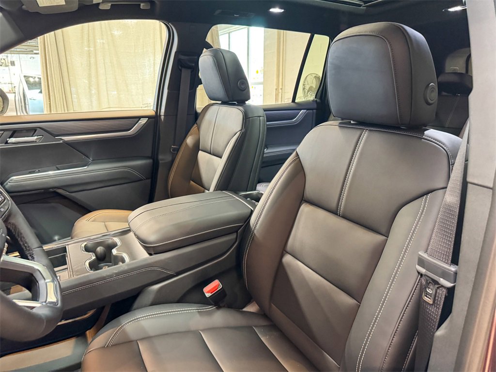 2025 Gmc Acadia Elevation photo 15