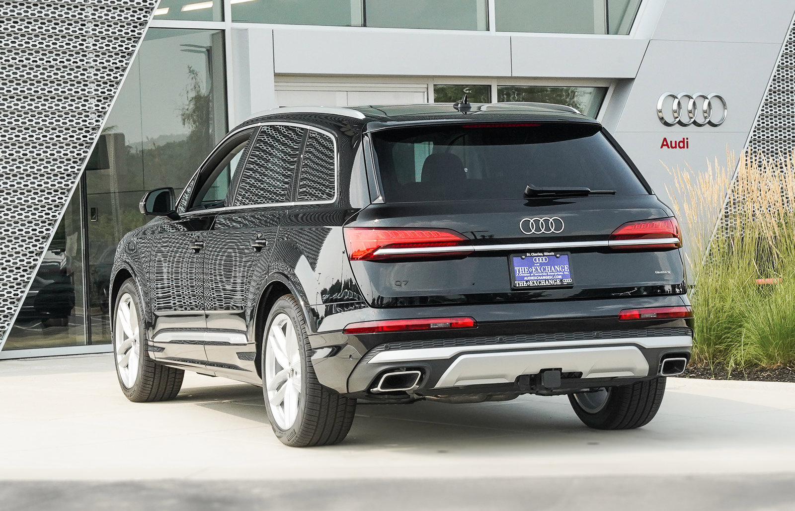 2025 Audi Q7 Premium Plus photo 4