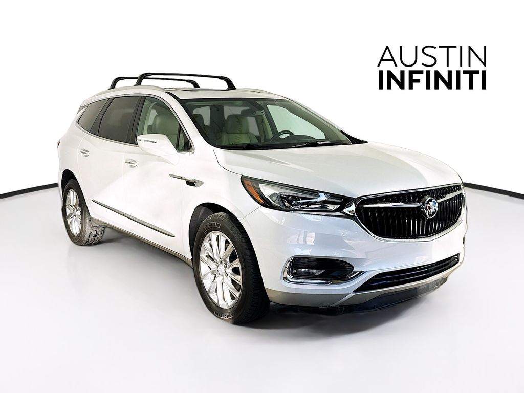 2019 Buick Enclave Essence's photo