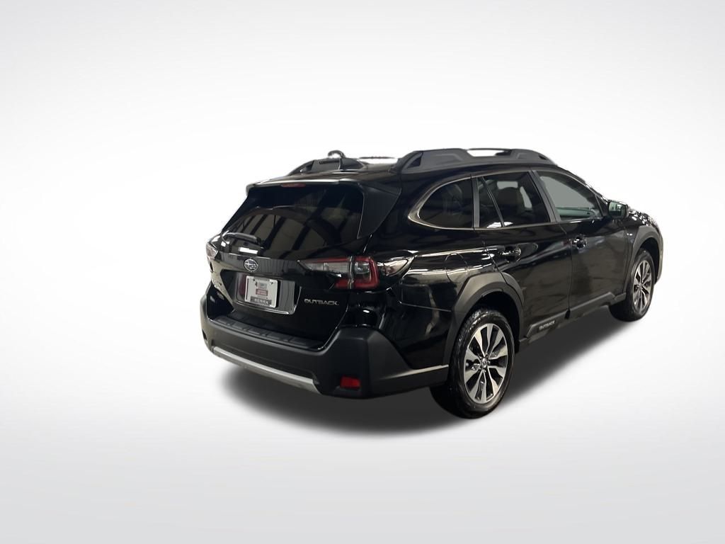 2025 Subaru Outback Limited photo 4