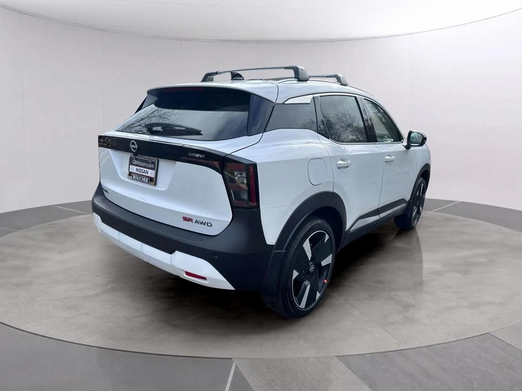 2026 Nissan Kicks SR photo 2