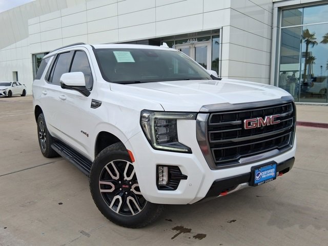 2023 GMC Yukon AT4's photo