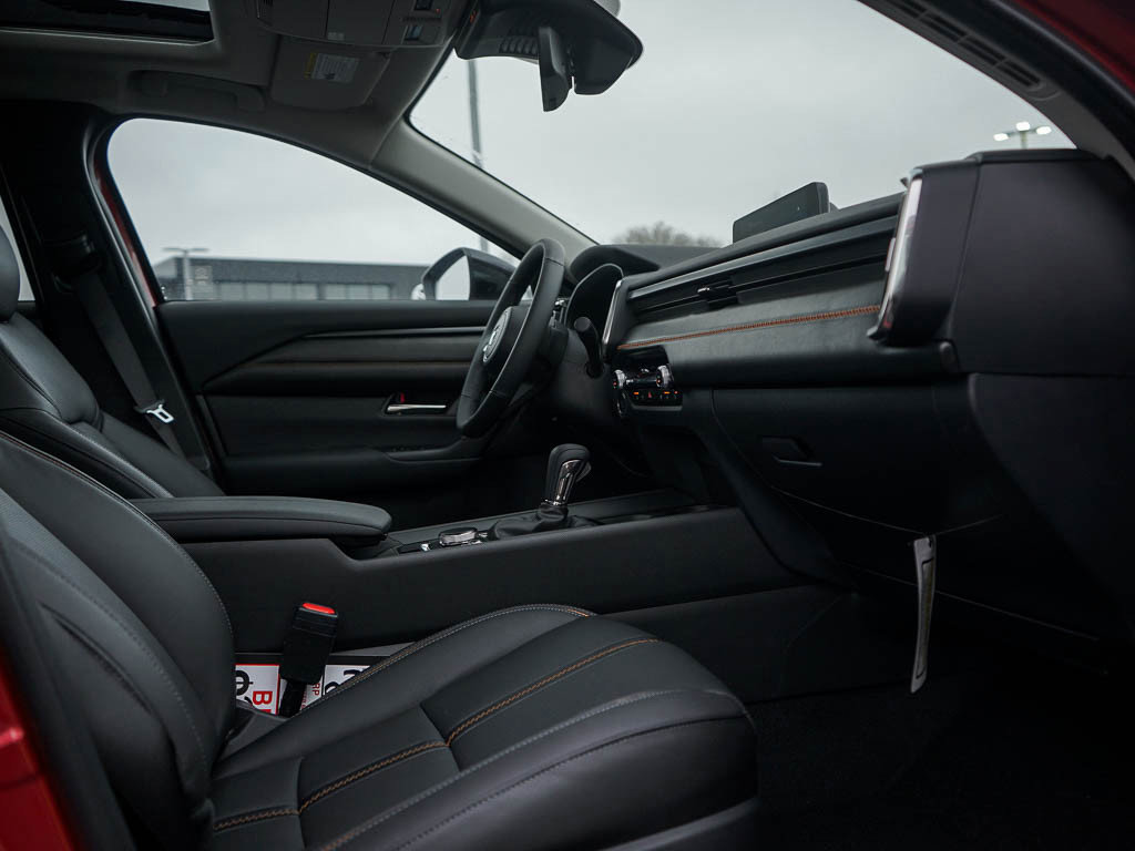 2025 Mazda CX-50 2.5 Premium Plus photo 9