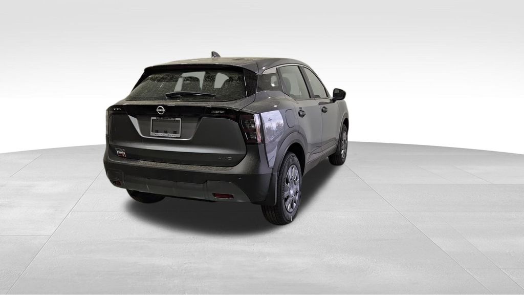 2025 Nissan Kicks S photo 5