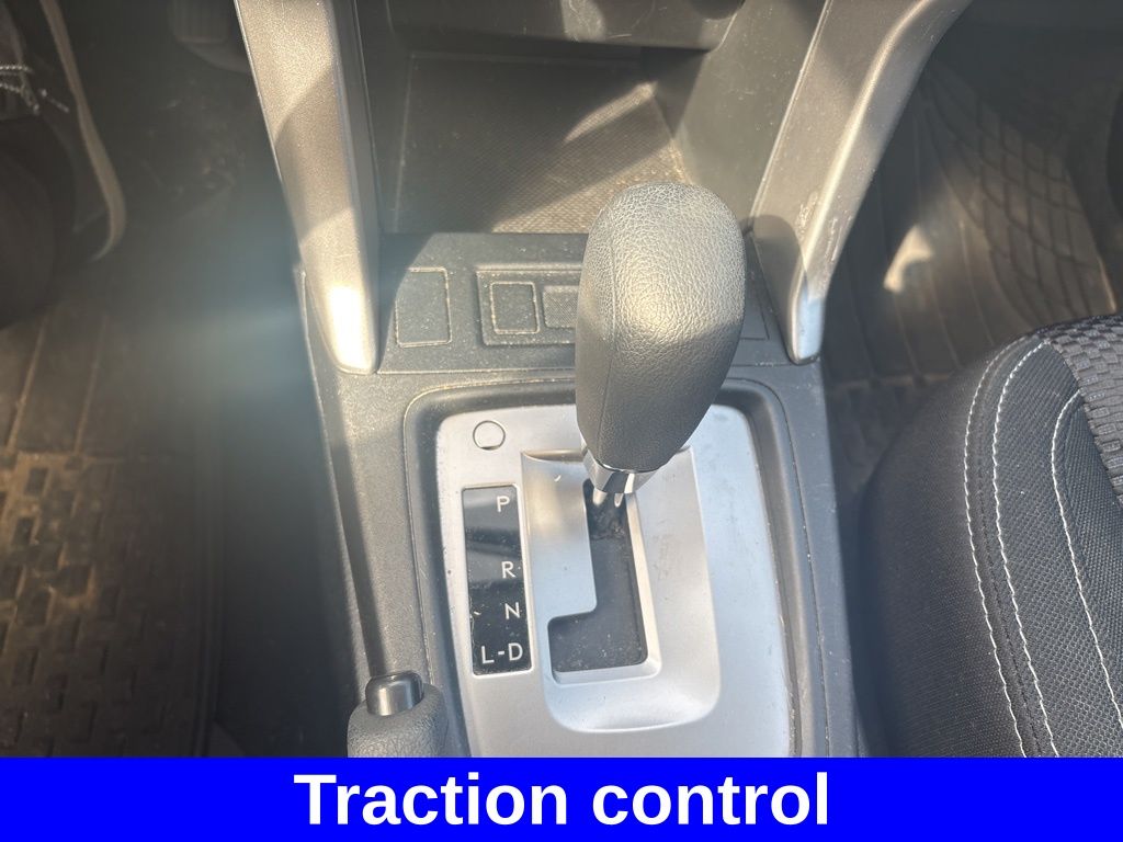 2014 Subaru Forester 2.5i photo 14