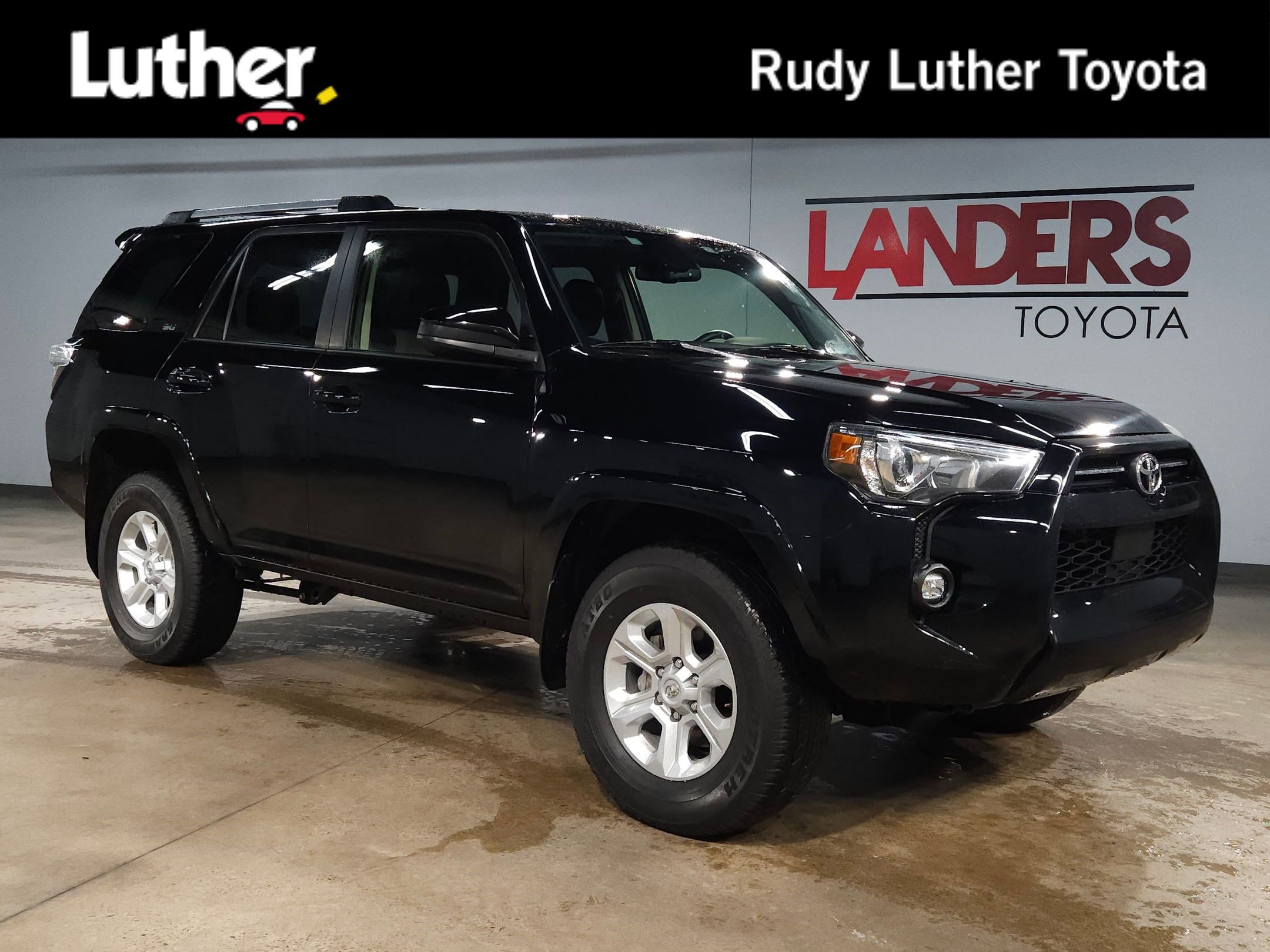 2024 Toyota 4Runner SR5's photo
