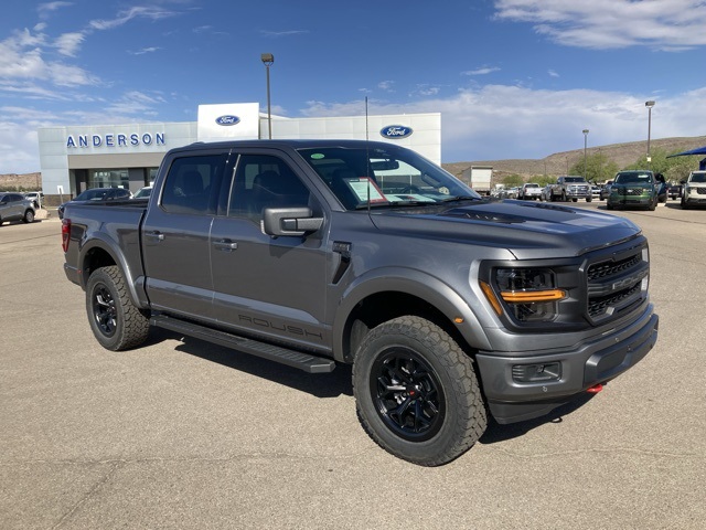 2025 Ford F-150 XLT photo 3