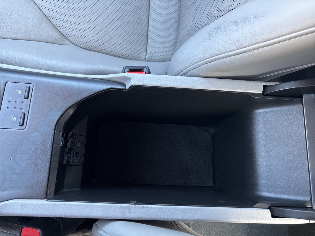 2023 Toyota Camry XSE photo 27