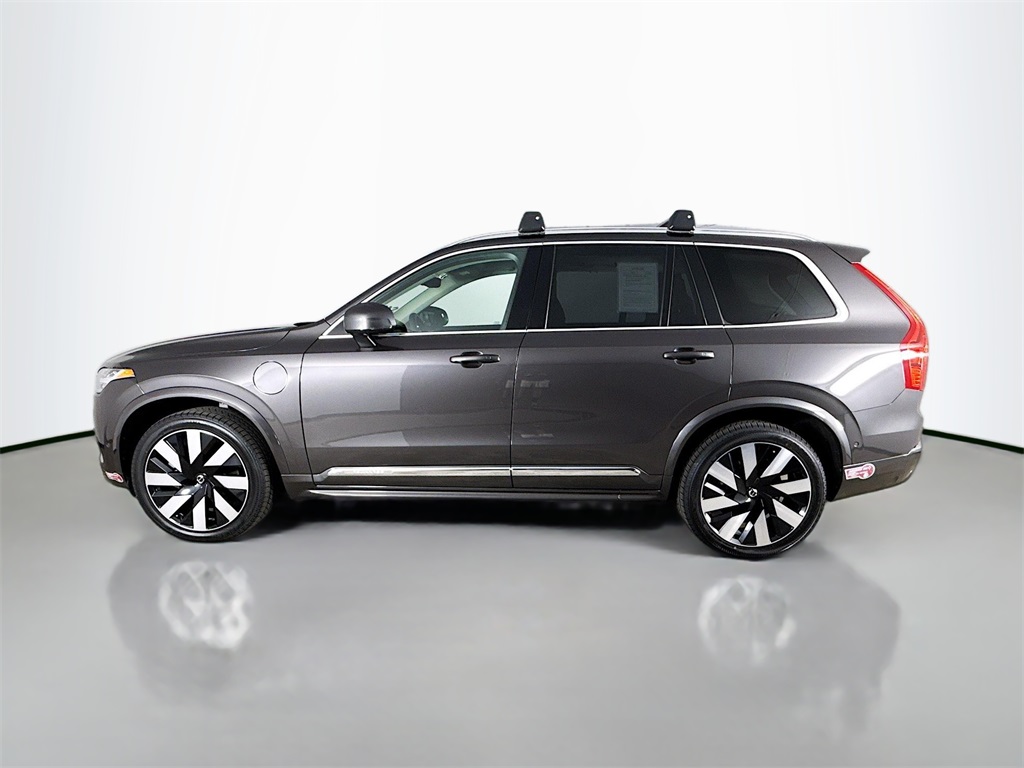 2023 Volvo XC90 Recharge Ultimate photo 2