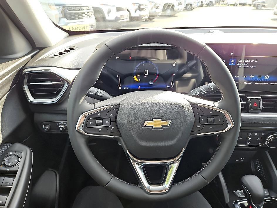 2026 Chevrolet Trailblazer LT photo 14