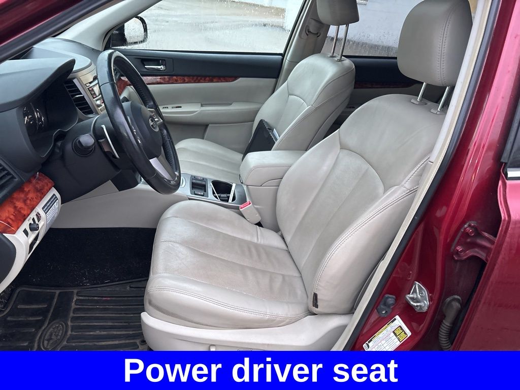2011 Subaru Outback 2.5i photo 14